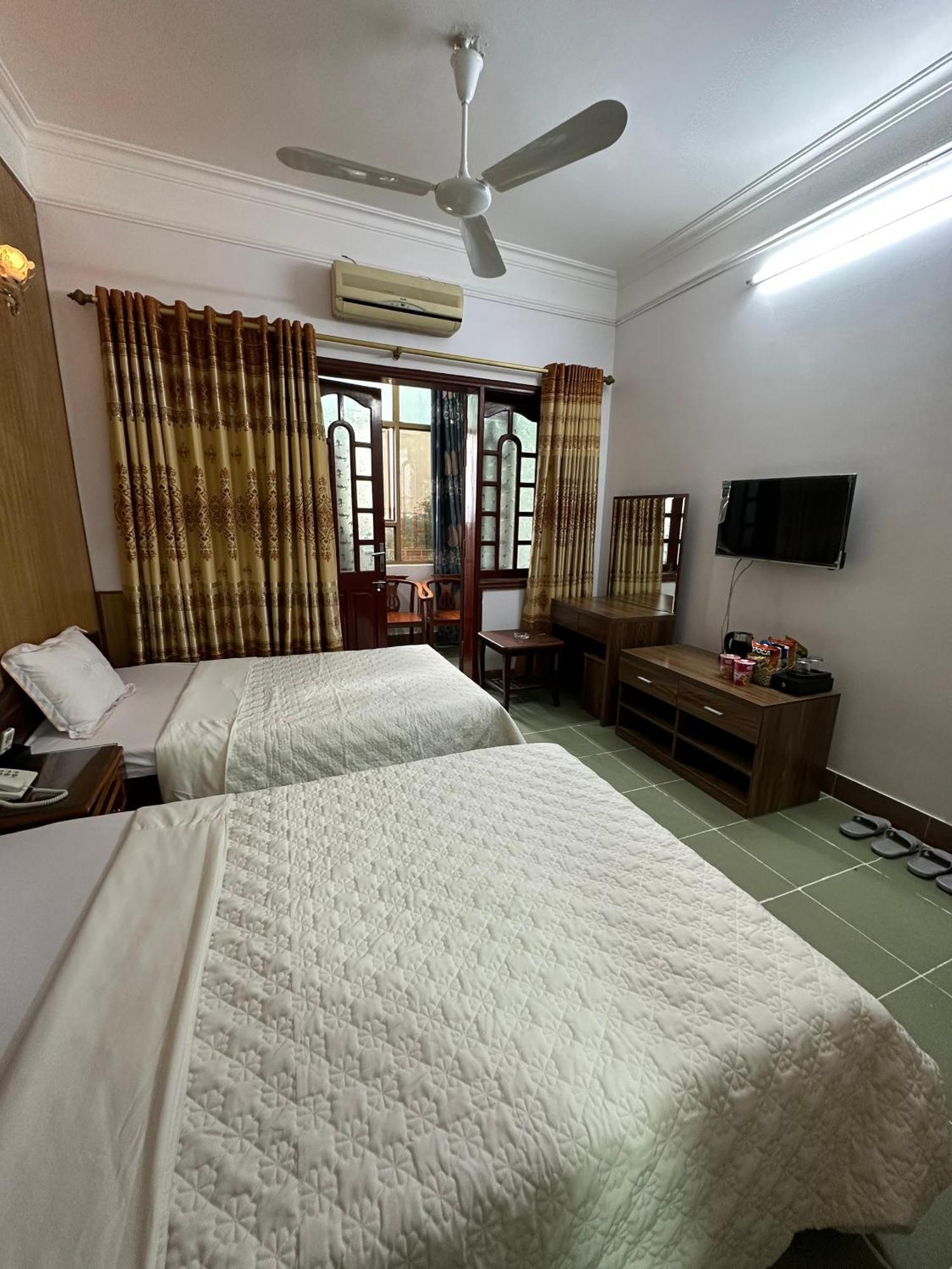 Nhat Tan Hotel Hanoi Exterior photo